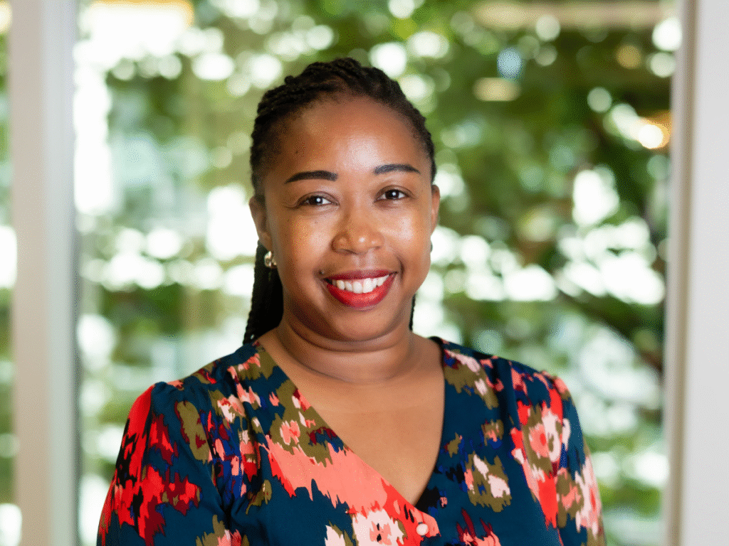 sarah washington philanthropy company
